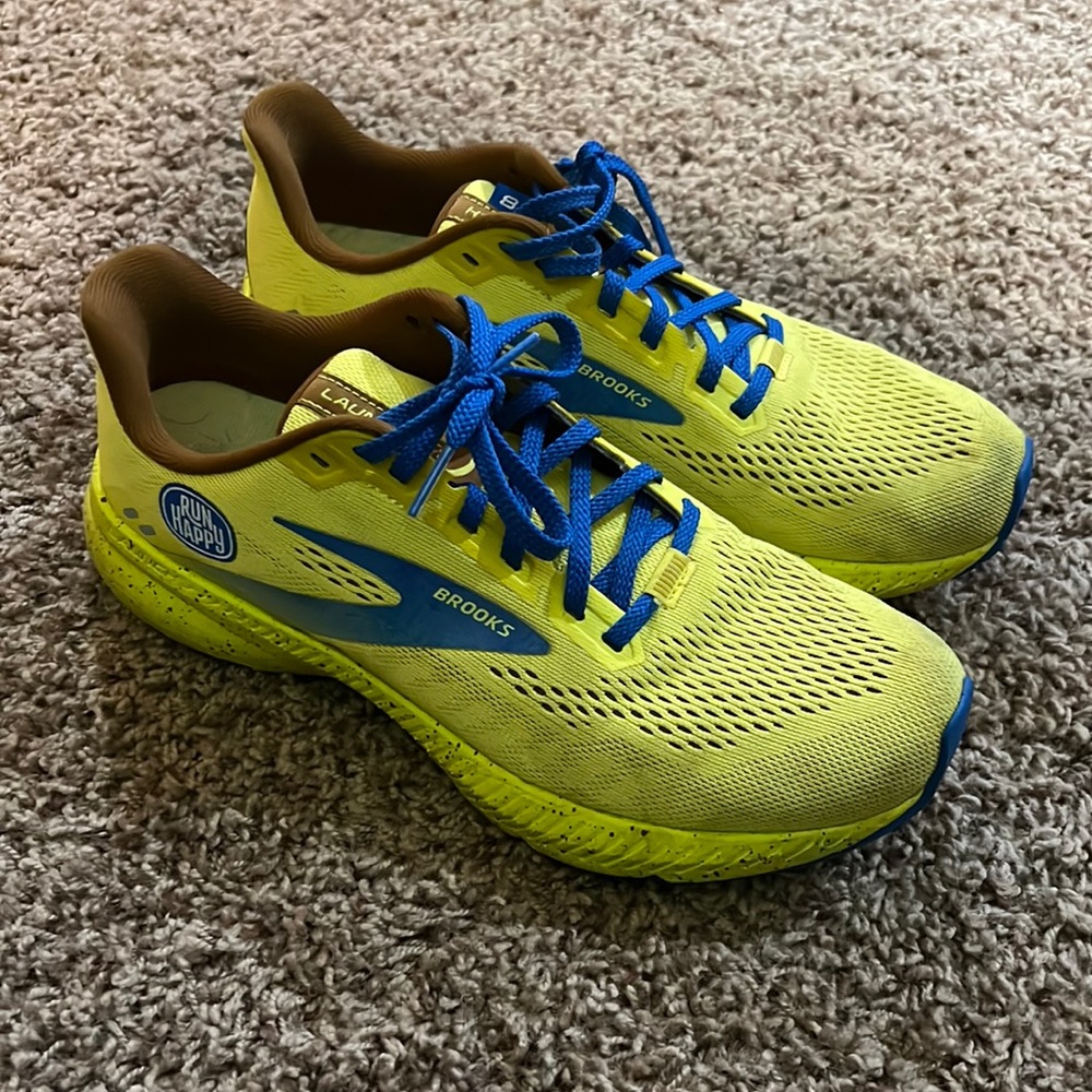 LIMITED EDITION Brooks x Banana Launch 8